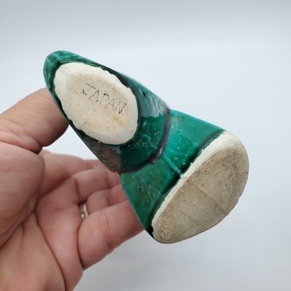 Vintage Green made in Japan mini heeled boot vase - Picture 9 of 10